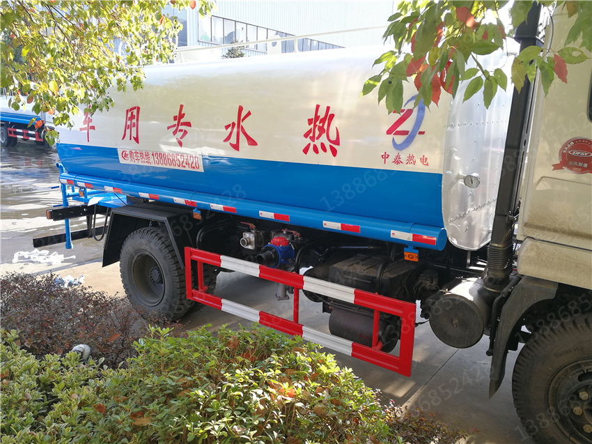 �����|�L(f��ng)11��ԡ����